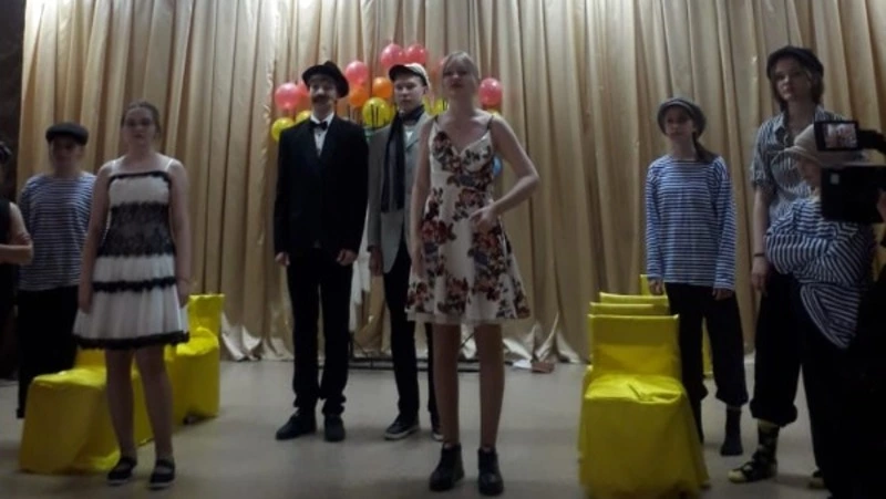 Школьный театр Анивского района победил в областном фестивале