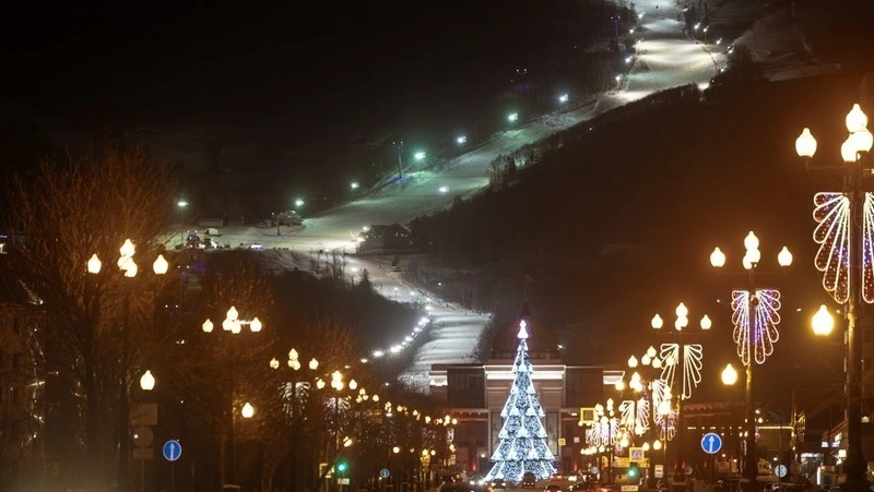 Доступное жилье, новые дороги, современная медицина: достижения Сахалинской области в 2024 году