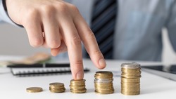 В островном регионе заработную плату работников бюджетной сферы подняли на 13,5%