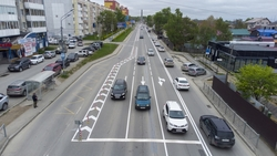 Выделенную полосу на улице Ленина в Южно-Сахалинске уберут