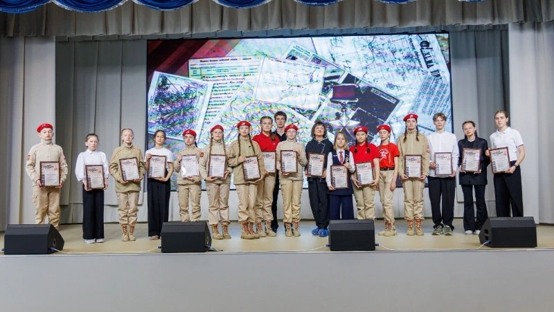 Медиахолдинг «Губернские ведомости» наградил участников «Сводок с фронта»