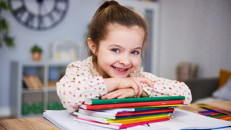 Запись в первые классы в Сахалинской области стартует 29 марта: что важно знать