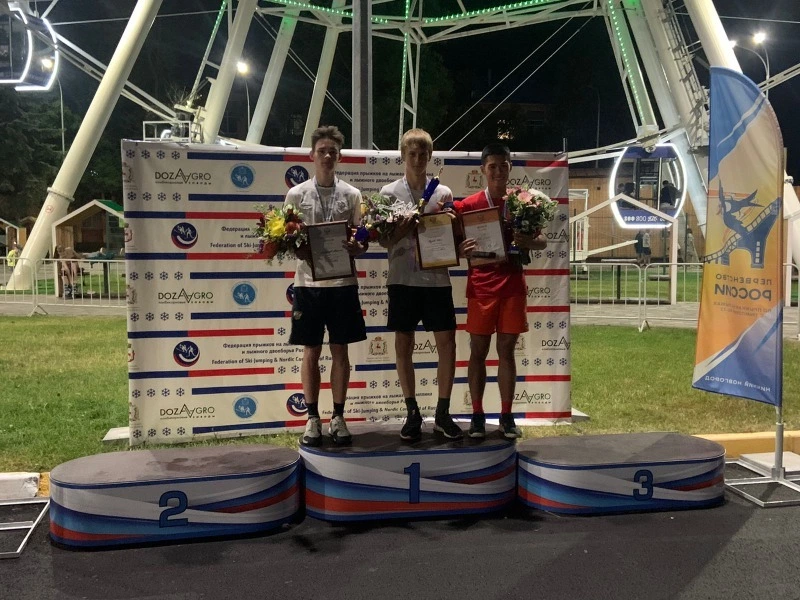 Бронзовую медаль на всероссийских стартах завоевал летающий сахалинский лыжник