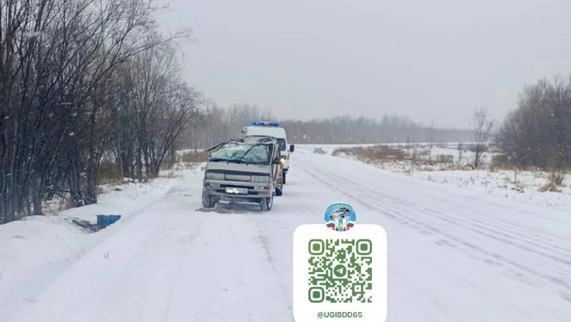 Пенсионер попал в аварию на трассе Южно-Сахалинск — Оха из-за гололеда