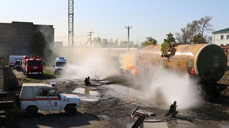 Спасатели подвели итоги месячника гражданской обороны на Сахалине и Курилах