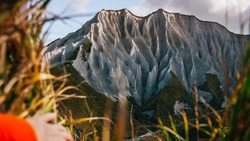 «Переименовал бы в Кружевные»: блогер придумал свое название Белым скалам на Итурупе