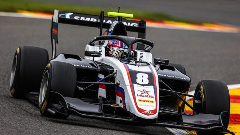 Сахалинский гонщик поднялся на пьедестал на этапе «Формулы-3» в Нидерландах