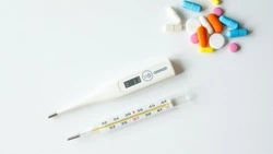 «Градусники раскупили!»: сахалинские мамы забили тревогу