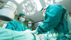 После открытия больниц на Сахалине детские хирурги будут делать операции в две смены