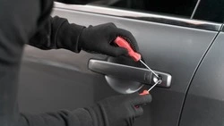 Пьяный парень угнал машину у соседа в Тымовском