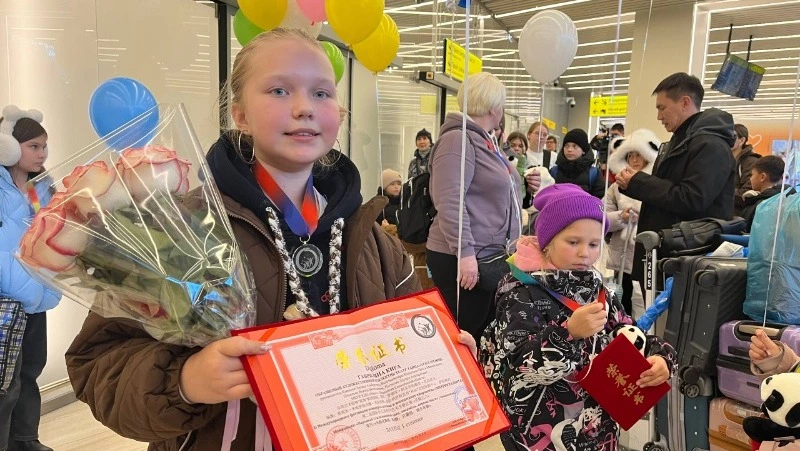 Сахалинская делегация артистов ансамбля «Угол зрения» завоевала золото в Харбине