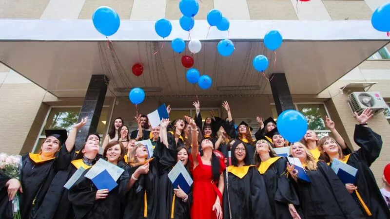 У россиян спросили, нужно ли сегодня высшее образование