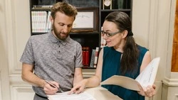 Сахалинец заразился в море COVID-19 и умер. Комментируют юристы