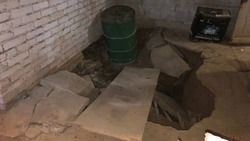 На севере Сахалина из-за строительных работ может рухнуть дом - жители