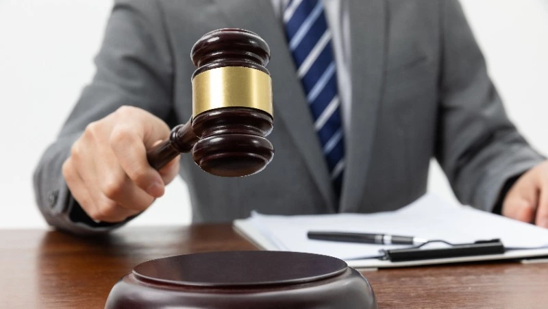 Пострадавшие от оползня пенсионеры в Невельском районе отсудили 2,5 млн рублей