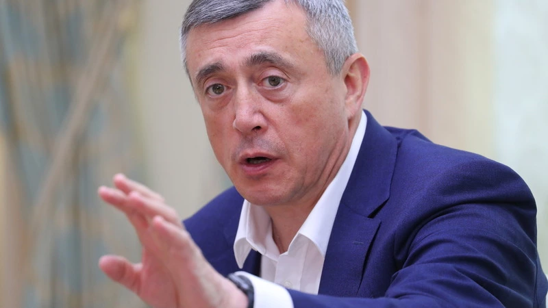 Лимаренко: Снимать барьер, защищающий от коронавируса Сахалин и Курилы, не планируем