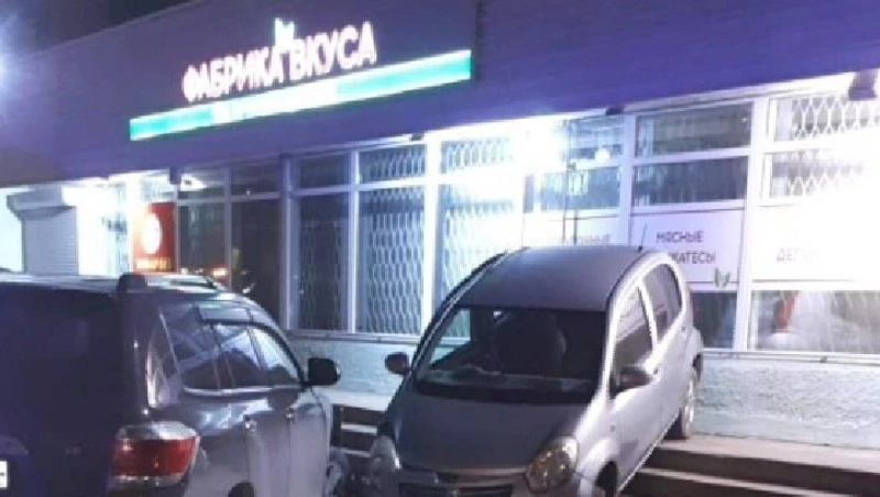 Серьезное ДТП произошло на перекрестке в Южно-Сахалинске