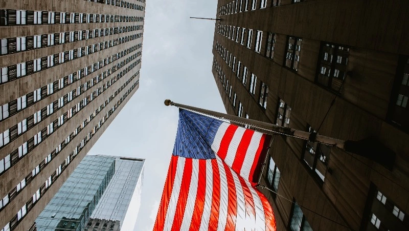 США приостановят выдачу виз гражданам России и 74 государств