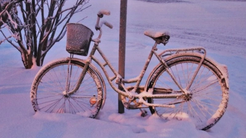 Урбанист назвал идеальный транспорт в метель на Сахалине