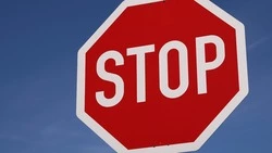 О закрытии двух важных дорог предупреждают водителей Южно-Сахалинска