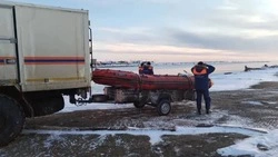 МЧС отправилось на поиски пропавших в Поронайском районе рыбаков несмотря на метель 