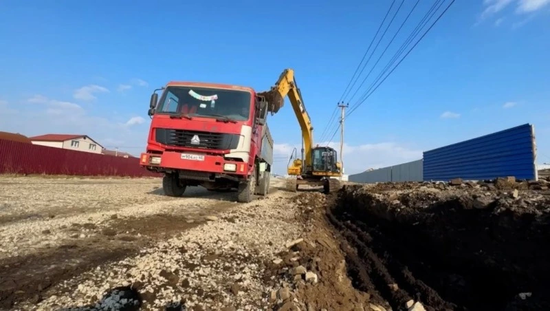 На Кунашире реконструируют дорогу между Южно-Курильском и селом Отрада
