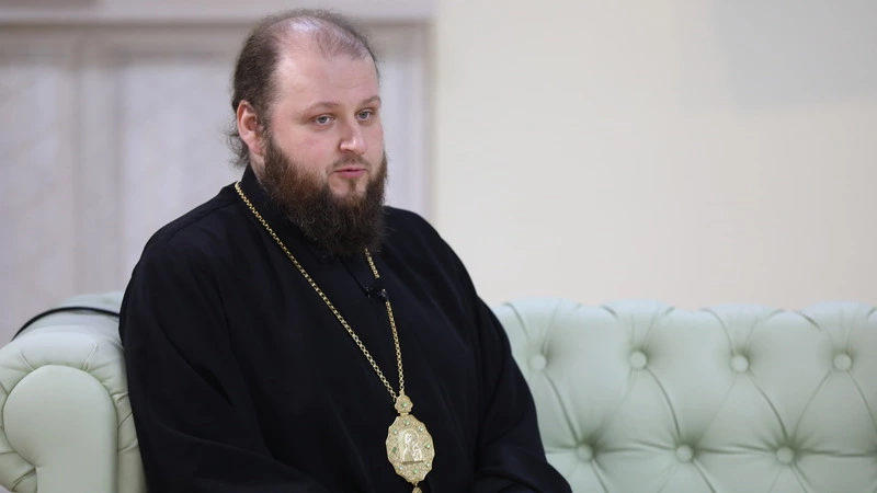 Сахалинская епархия в карантин: иконы дезинфицируют, для верующих запускают трансляции из храма