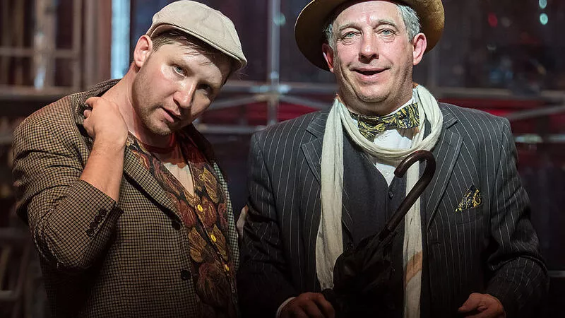 Непривычный Остап Бендер в спектакле вологодского ТЮЗа смутил сахалинцев