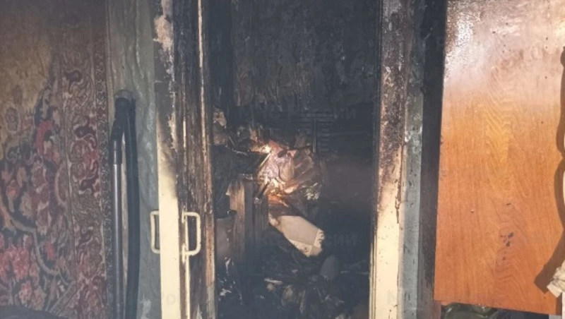 Пожар в пятиэтажке потушили 27 октября в Корсакове