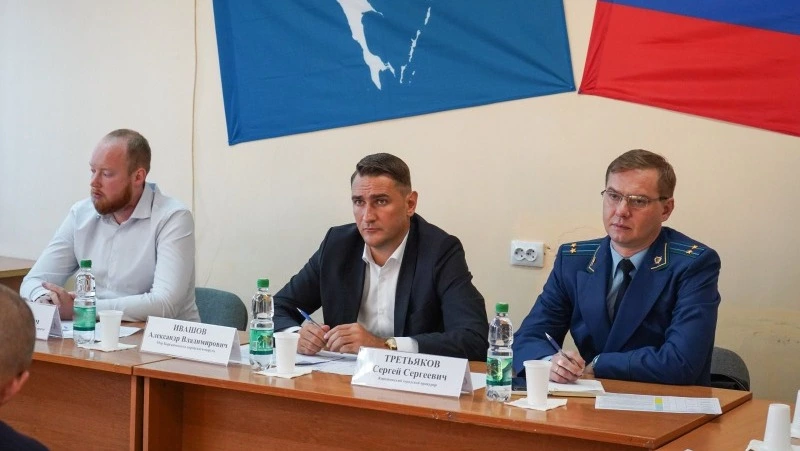 Мэр Корсакова призвал жителей активнее обращаться за подключением домов к газу