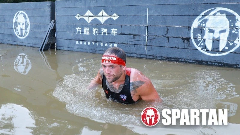 Спортсмен с Сахалина стал победителем Spartan Race в Китае
