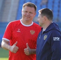 Звезды российского футбола проведут мастер-класс для жителей Сахалина