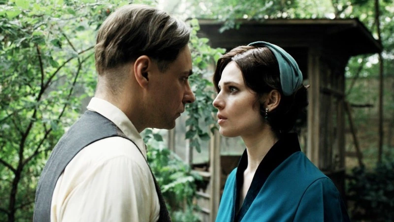 Миллиард на сомнительного качества поделку 