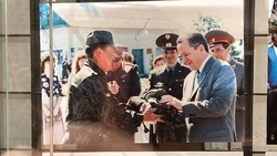 Фотографии и вещи погибшего губернатора появились в краеведческом музее на Сахалине