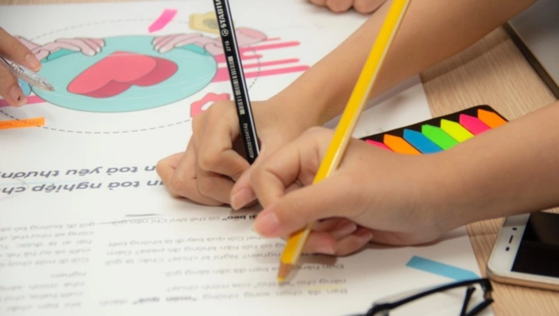 Больше 2,1 трлн рублей: эксперты подсчитали расходы родителей на допобразование детей