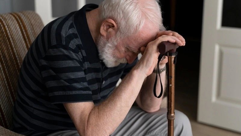 Фальшивые сотрудники ФСБ похитили более миллиона рублей у пенсионера из Южно-Сахалинска