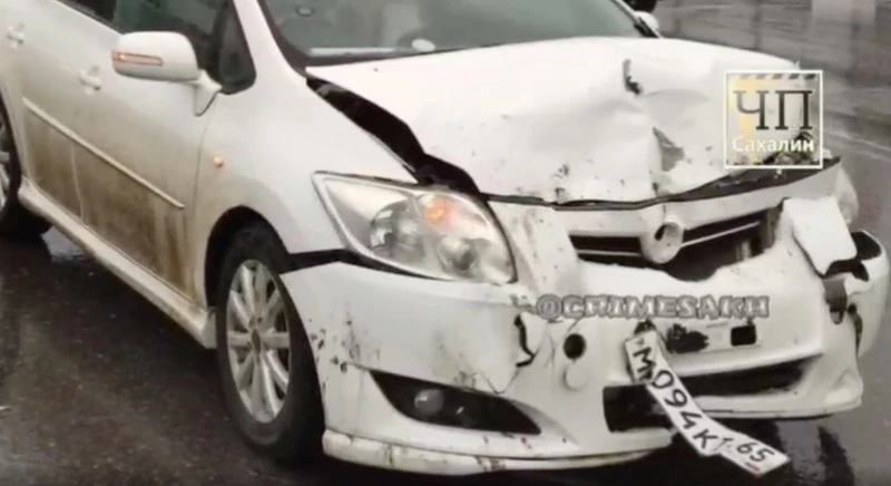 Жесткое ДТП попало на видеорегистратор жителей Южно-Сахалинска