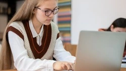 Более 1000 школьников Сахалина прошли онлайн-марафон на определение будущей профессии