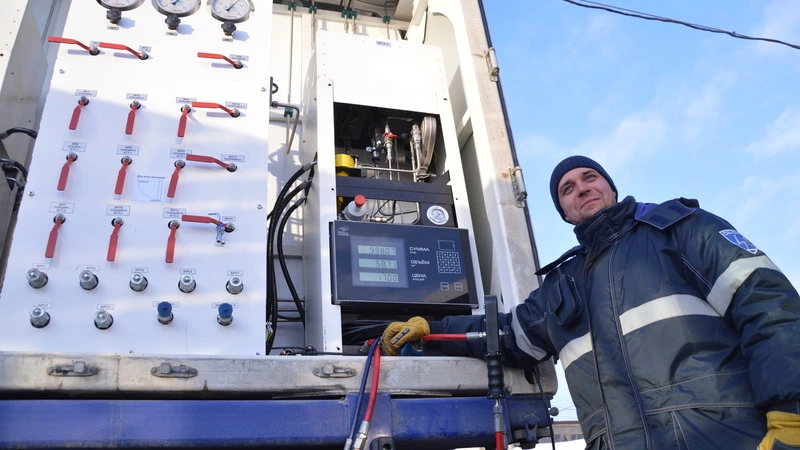 Власти Сахалина возместят до 90 процентов затрат на покупку передвижного газового заправщика