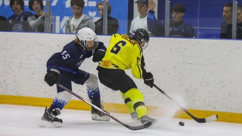 Юные хоккеисты Сахалина состязались за «Кубок открытия»
