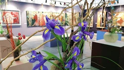 Красота в деталях: шедевры флористики показывают жителям Сахалина