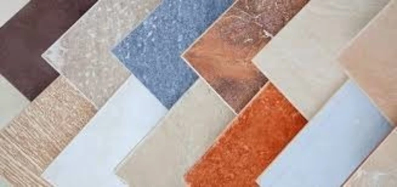 Кафельные плитки рухнули на сахалинку в строительном магазине