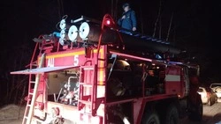 Пожарные потушили вспыхнувший автомобиль в Смирныховском районе