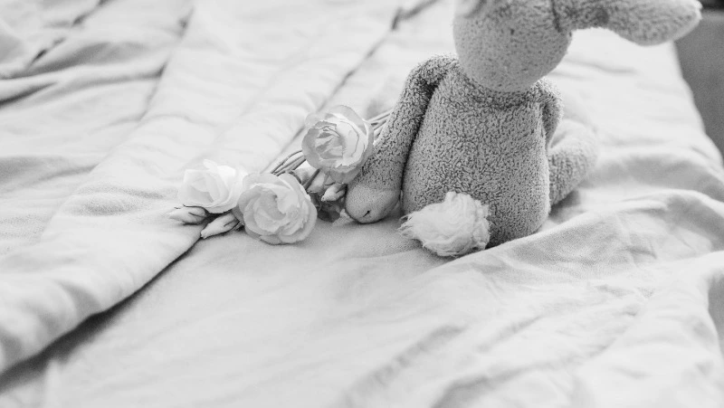 На Сахалине старшая сестра раздавила во сне младенца