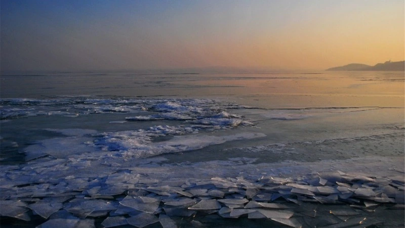 О разрушении припая 22 февраля предупредили синоптики Сахалинской области
