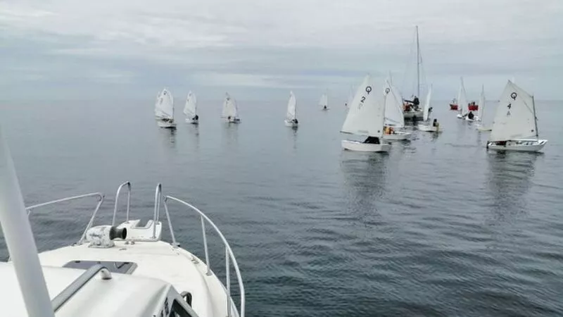 Холмские яхтсмены провели соревнования по парусному спорту