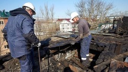 В сгоревший дом на Сахалинской, 43 возвращают тепло