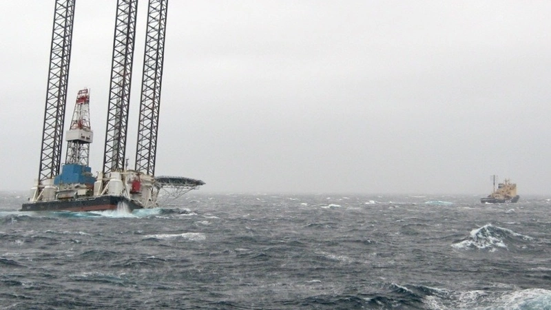 Гибель платформы «Кольская»: родственники вспоминают о трагедии у берегов Сахалина спустя 9 лет