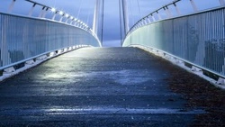 Единственный мост к дачным участкам почти развалился в Александровске-Сахалинском