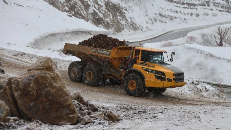 Капремонт Холмского перевала завершат до конца 2026 года